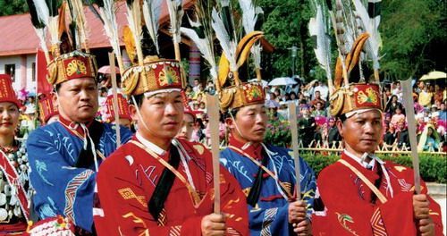 景颇族的传统节日,景颇族的特点和风俗资料图2