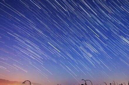 流星雨是什么意思,网名流星雨的意思图3