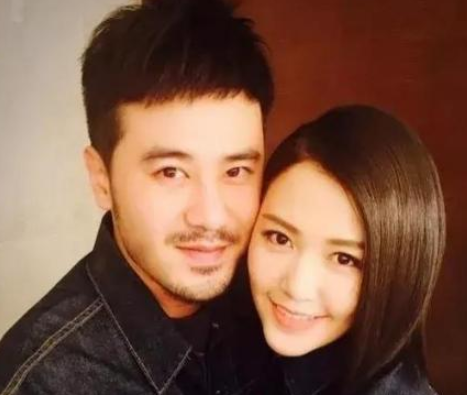 陈亦飞谭维维婚礼图片,他被粉丝称为不老男神英文图14