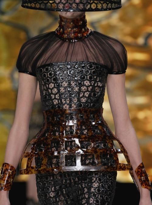 alexander mcqueen,mcqueen是什么牌子的鞋图3