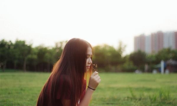 处座男喜欢爱笑的女生,喜欢瘦女孩的星座男图4