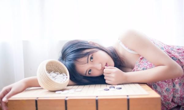 水瓶女好可爱古灵精怪,性格古灵精怪的女孩子图1