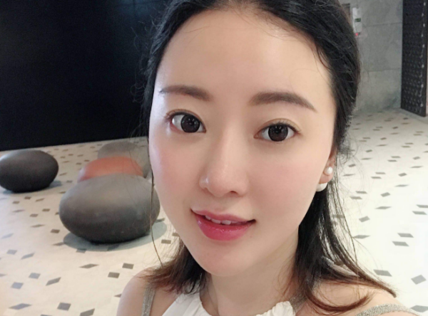 蒋聘婷,因刘强东爆红的蒋娉婷意外走红蒋聘婷生活私照曝光让人着迷有多漂亮...图12